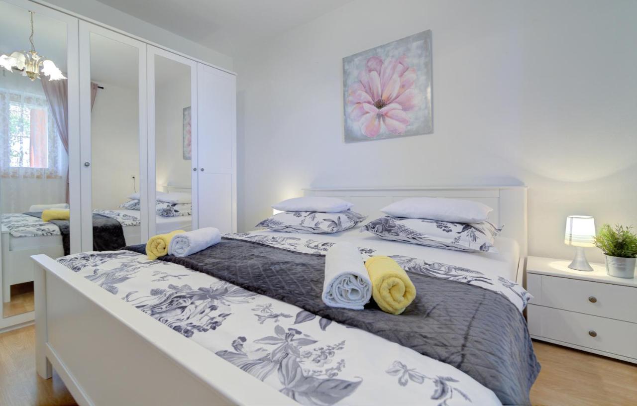 Josipa & Jelena Apartment Senj  Εξωτερικό φωτογραφία