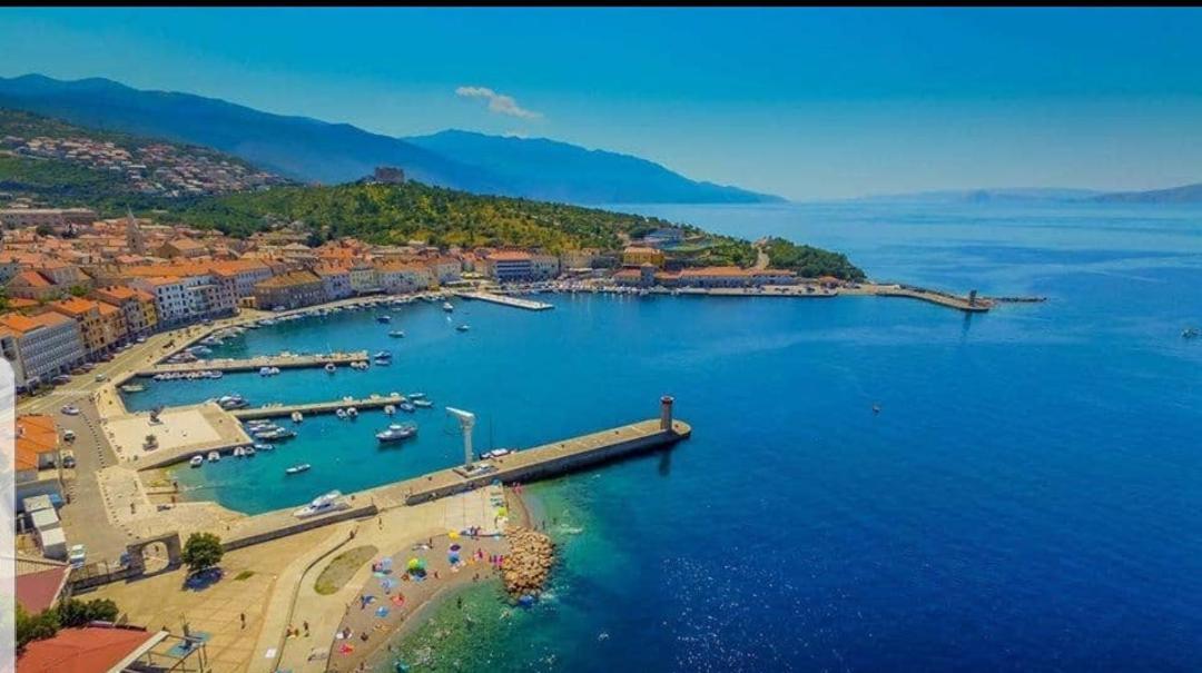 Josipa & Jelena Apartment Senj  Δωμάτιο φωτογραφία